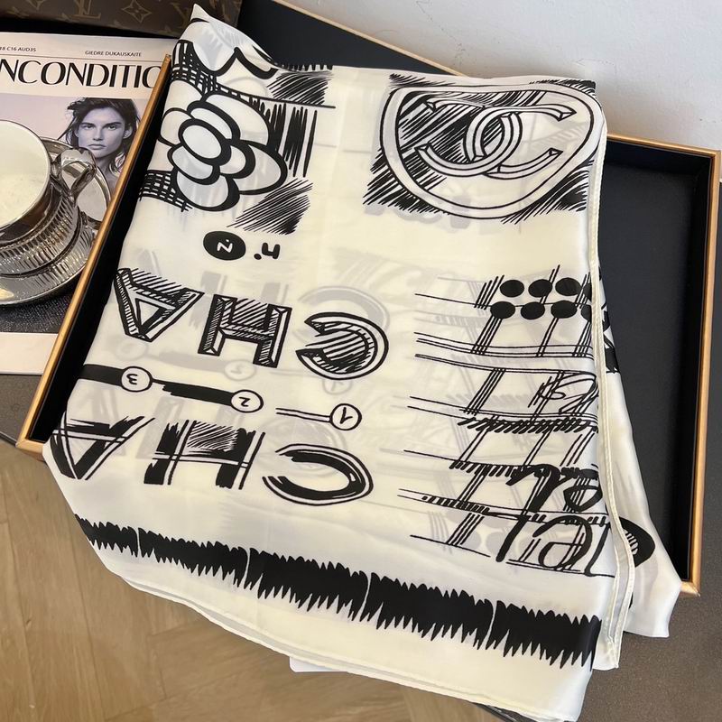 Chanel silk scarf 90-180cm E (6)