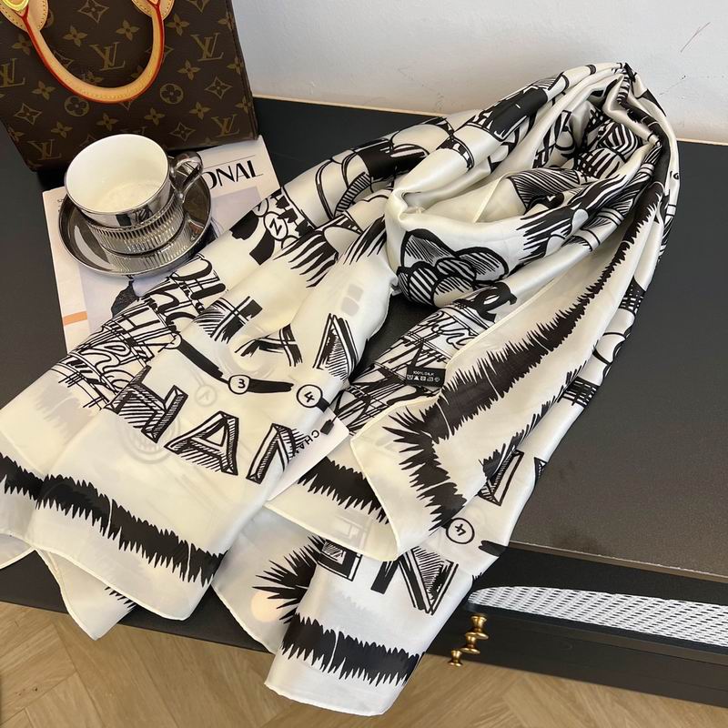 Chanel silk scarf 90-180cm E (7)