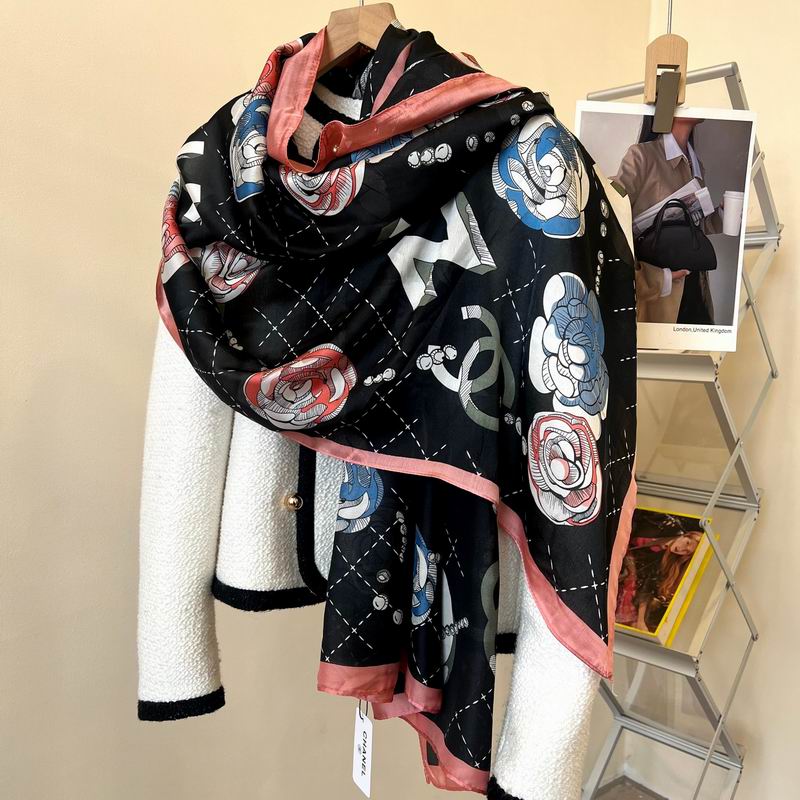 Chanel silk scarf 90-180cm E (8)
