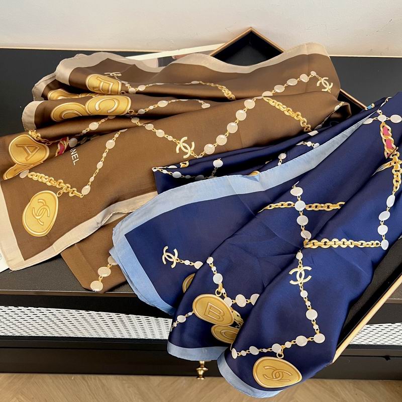 Chanel silk scarf 90-180cm E (9)