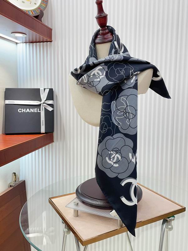 Chanel silk scarf 90X90cm E (1)