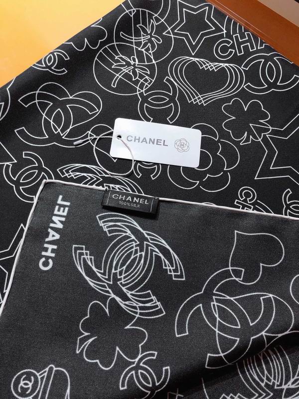 Chanel silk scarf 90X90cm E (1)