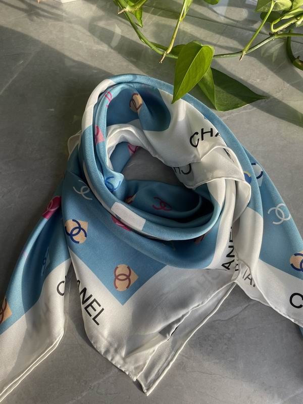 Chanel silk scarf 90X90cm E (10)