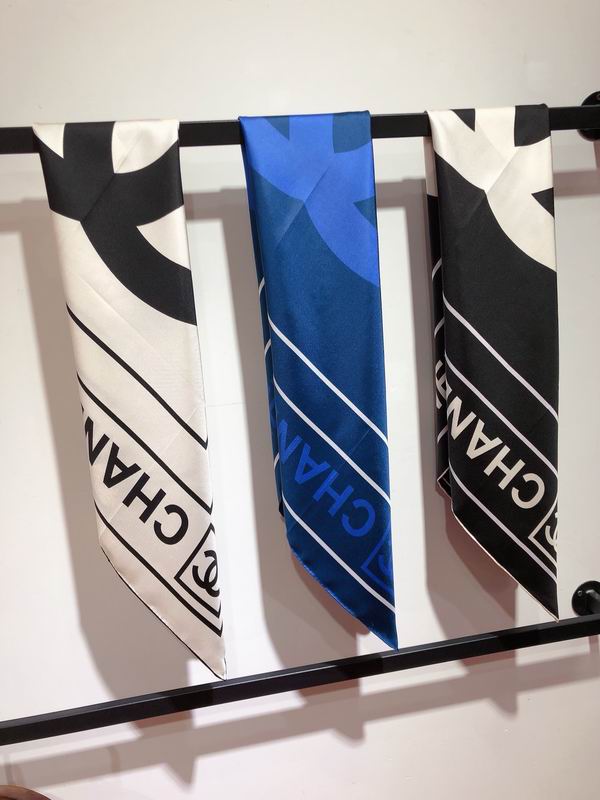 Chanel silk scarf 90X90cm E (10)