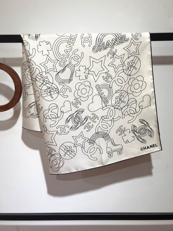 Chanel silk scarf 90X90cm E (10)