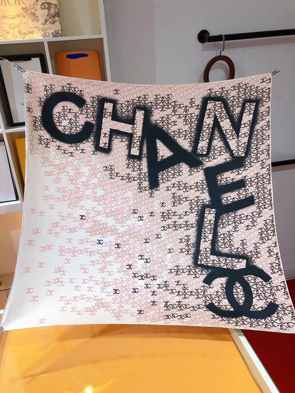 Chanel silk scarf 90X90cm E (10)