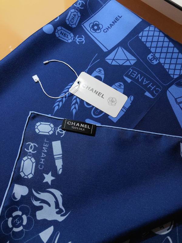 Chanel silk scarf 90X90cm E (10)