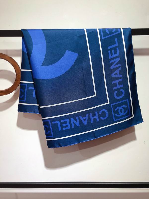 Chanel silk scarf 90X90cm E (11)