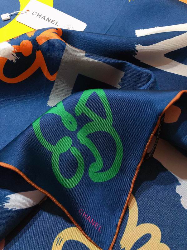 Chanel silk scarf 90X90cm E (11)