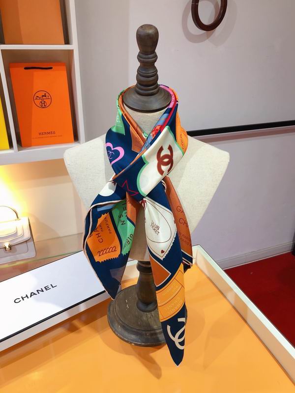 Chanel silk scarf 90X90cm E (11)