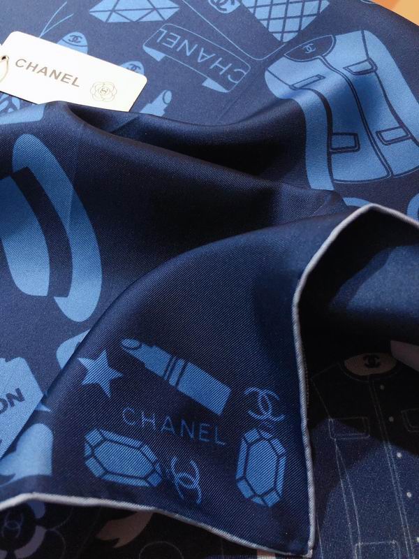 Chanel silk scarf 90X90cm E (11)