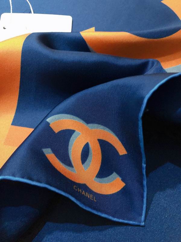 Chanel silk scarf 90X90cm E (11)