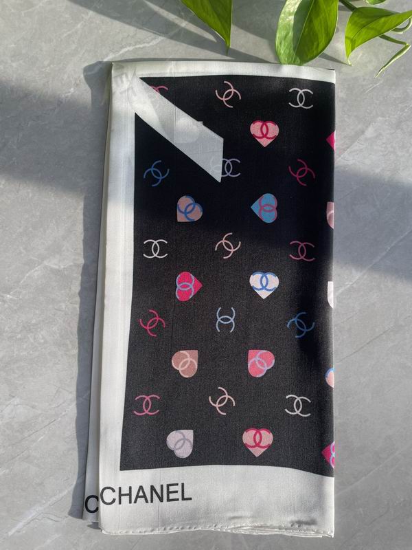 Chanel silk scarf 90X90cm E (12)