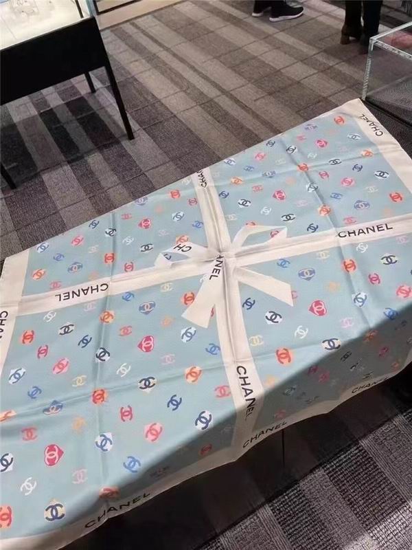 Chanel silk scarf 90X90cm E (12)