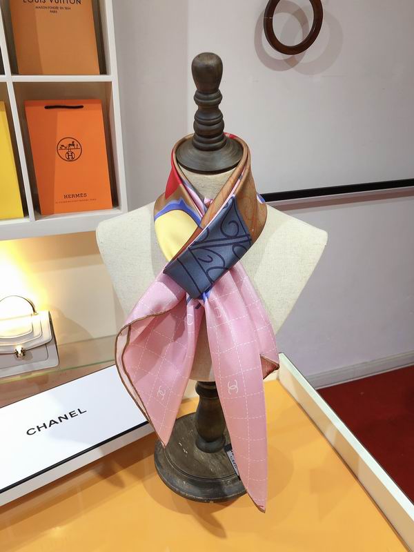 Chanel silk scarf 90X90cm E (12)