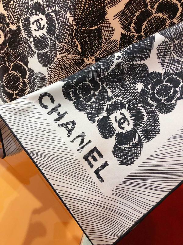 Chanel silk scarf 90X90cm E (12)