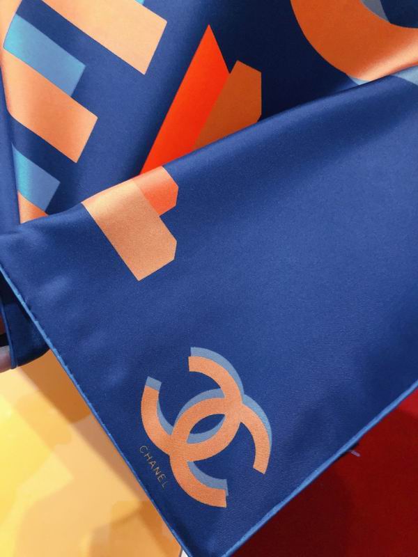 Chanel silk scarf 90X90cm E (12)