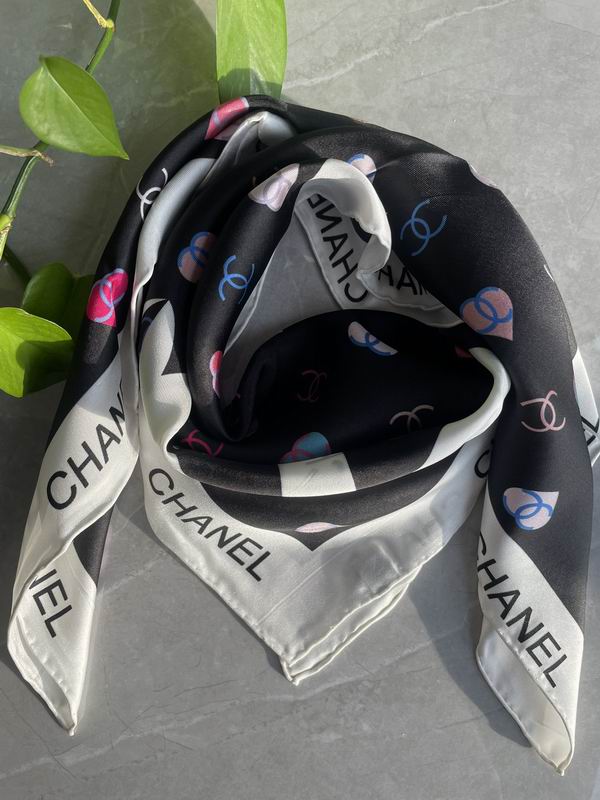 Chanel silk scarf 90X90cm E (13)