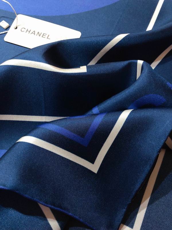 Chanel silk scarf 90X90cm E (13)