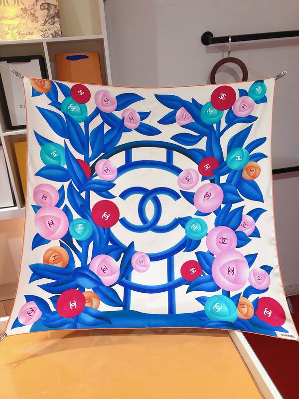 Chanel silk scarf 90X90cm E (13)