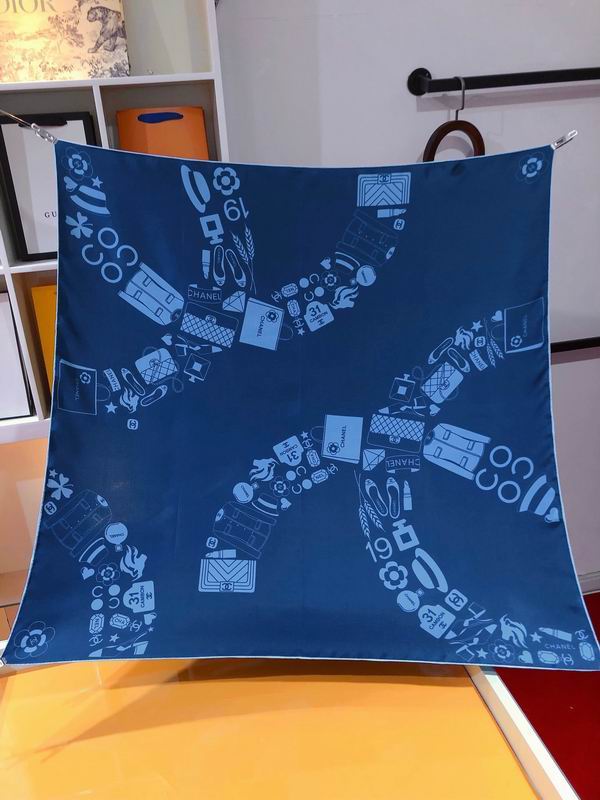 Chanel silk scarf 90X90cm E (13)