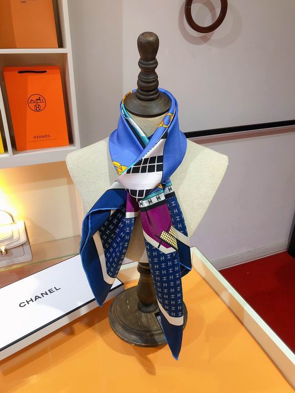 Chanel silk scarf 90X90cm E (13)