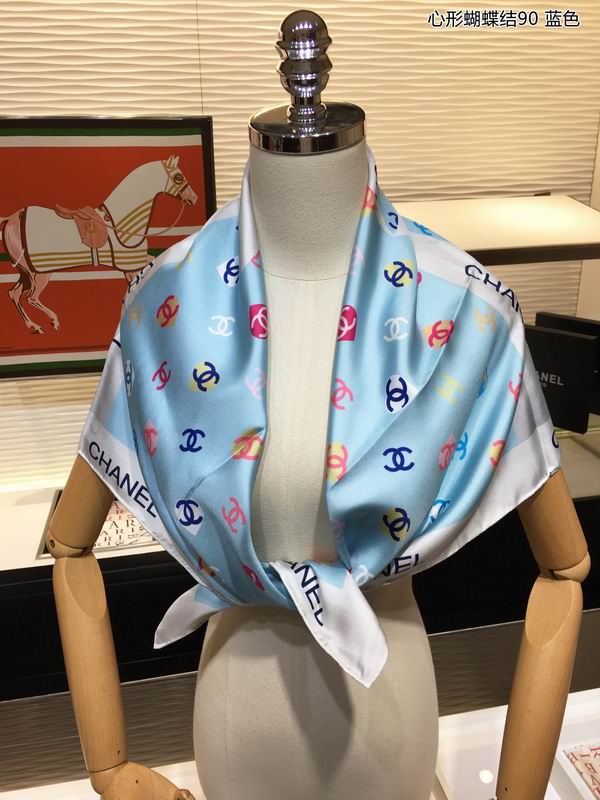 Chanel silk scarf 90X90cm E (14)