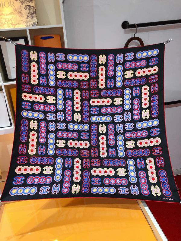 Chanel silk scarf 90X90cm E (14)