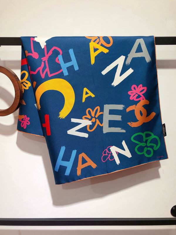 Chanel silk scarf 90X90cm E (14)