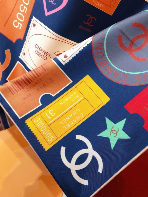 Chanel silk scarf 90X90cm E (14)