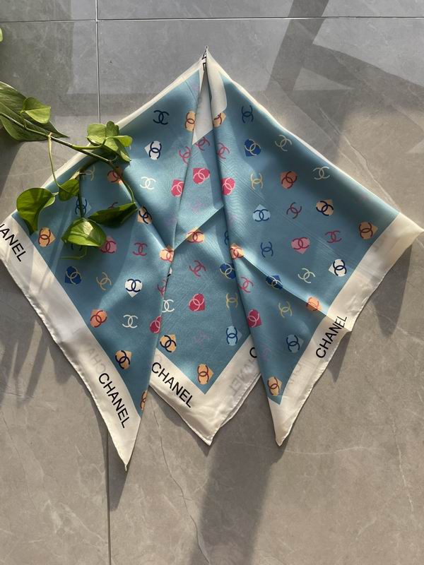 Chanel silk scarf 90X90cm E (15)