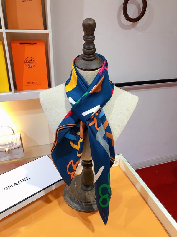 Chanel silk scarf 90X90cm E (15)