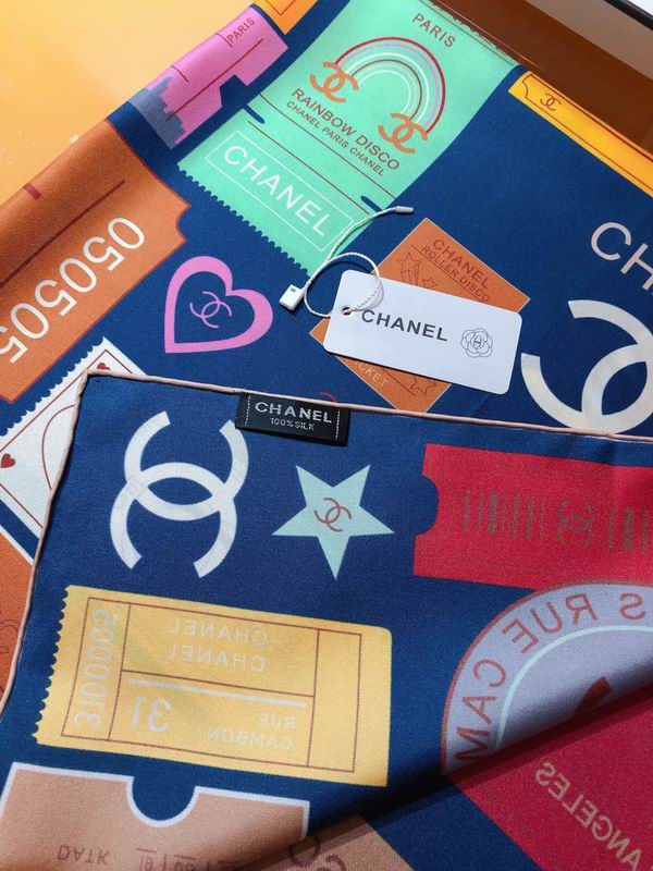 Chanel silk scarf 90X90cm E (15)