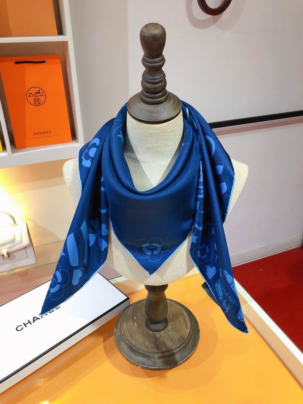 Chanel silk scarf 90X90cm E (15)