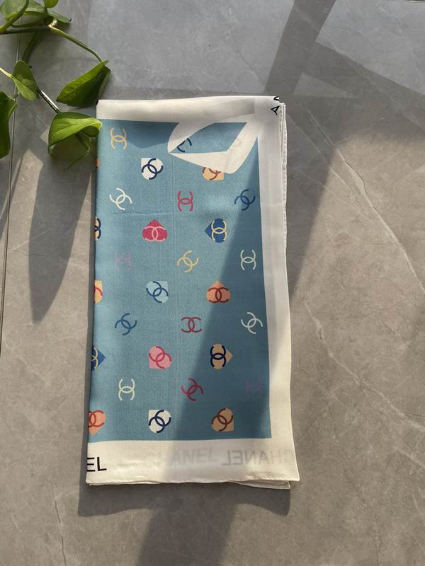 Chanel silk scarf 90X90cm E (16)