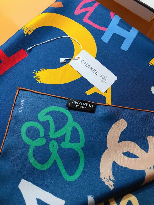 Chanel silk scarf 90X90cm E (16)