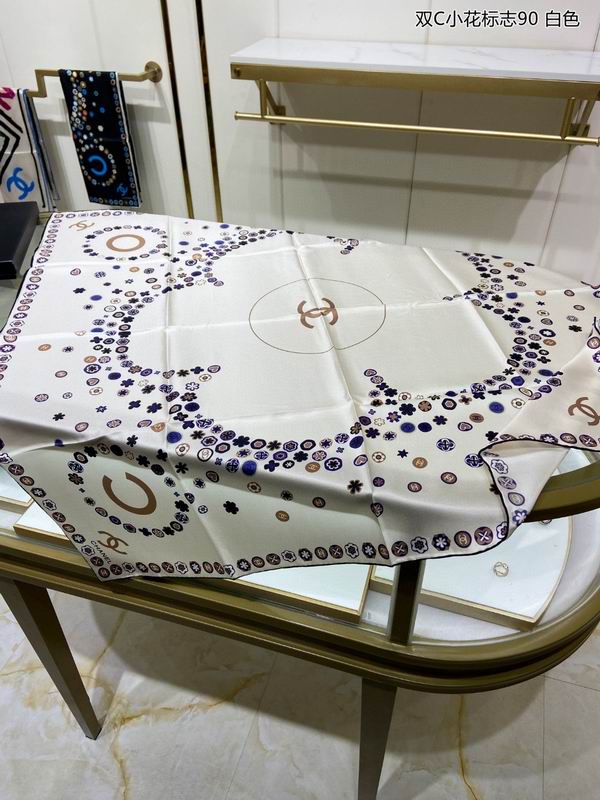 Chanel silk scarf 90X90cm E (16)