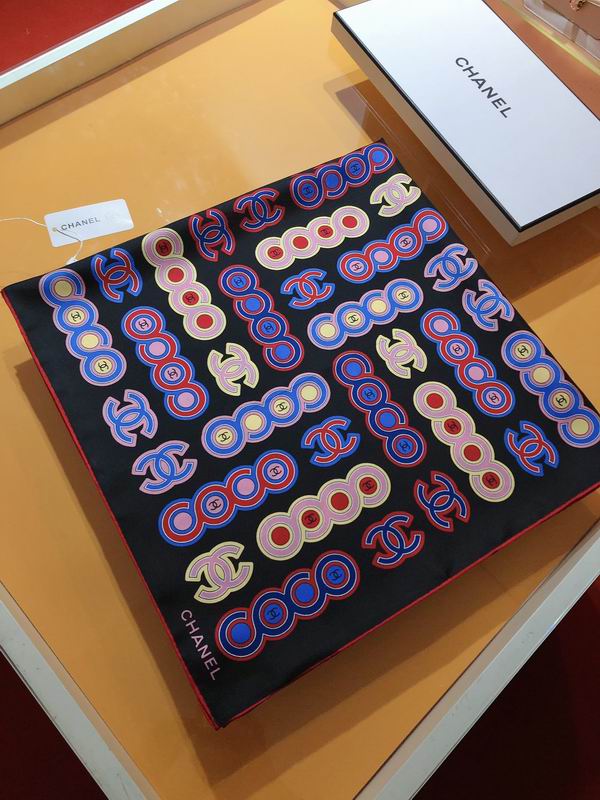 Chanel silk scarf 90X90cm E (17)