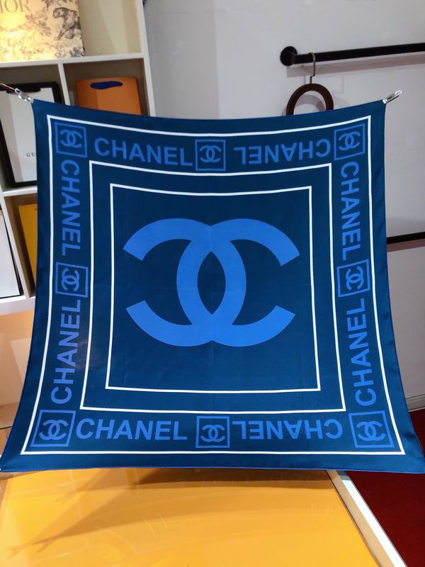 Chanel silk scarf 90X90cm E (17)