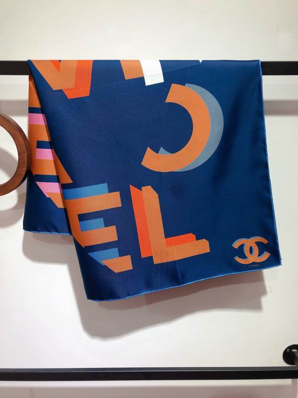 Chanel silk scarf 90X90cm E (17)