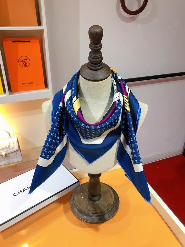 Chanel silk scarf 90X90cm E (17)