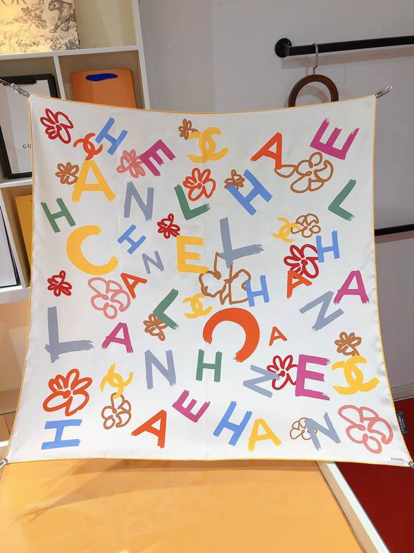 Chanel silk scarf 90X90cm E (18)
