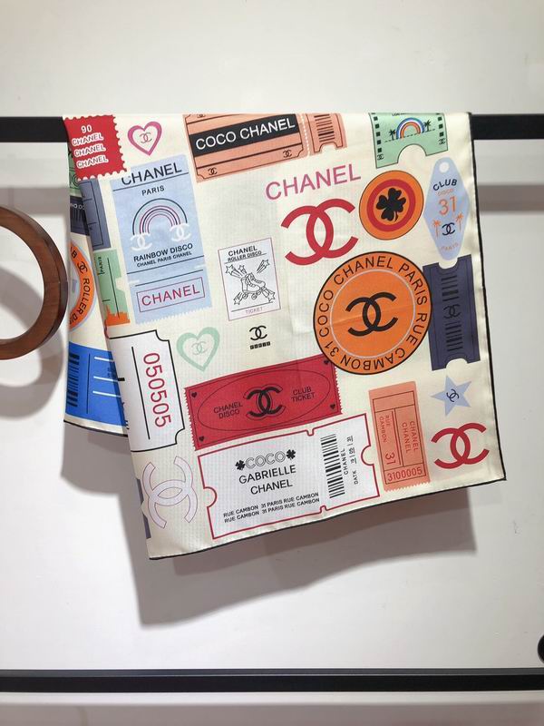 Chanel silk scarf 90X90cm E (18)