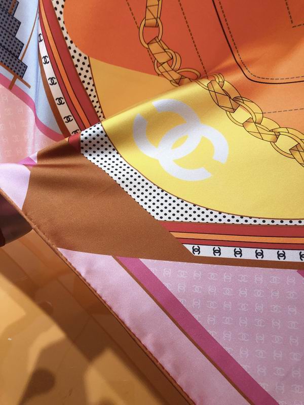 Chanel silk scarf 90X90cm E (18)