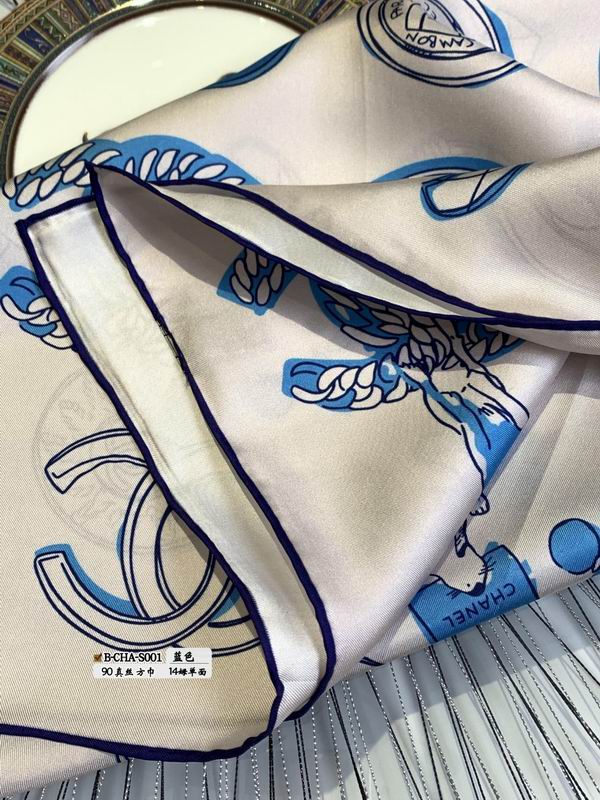 Chanel silk scarf 90X90cm E (18)