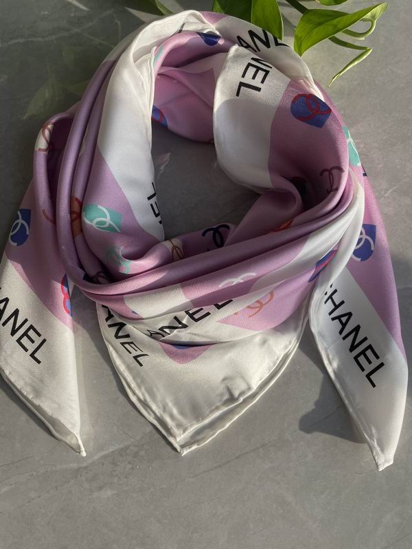 Chanel silk scarf 90X90cm E (2)