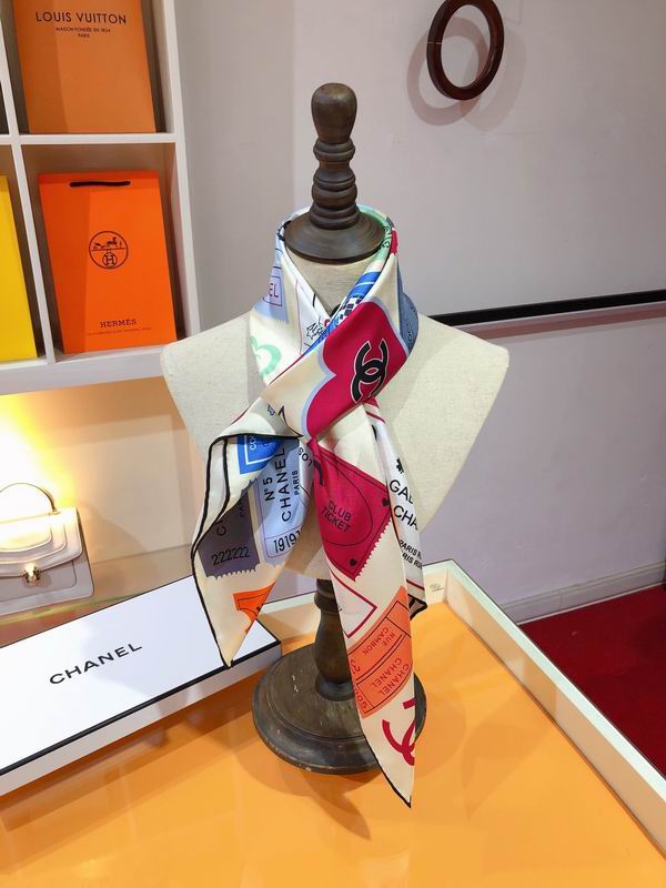 Chanel silk scarf 90X90cm E (20)