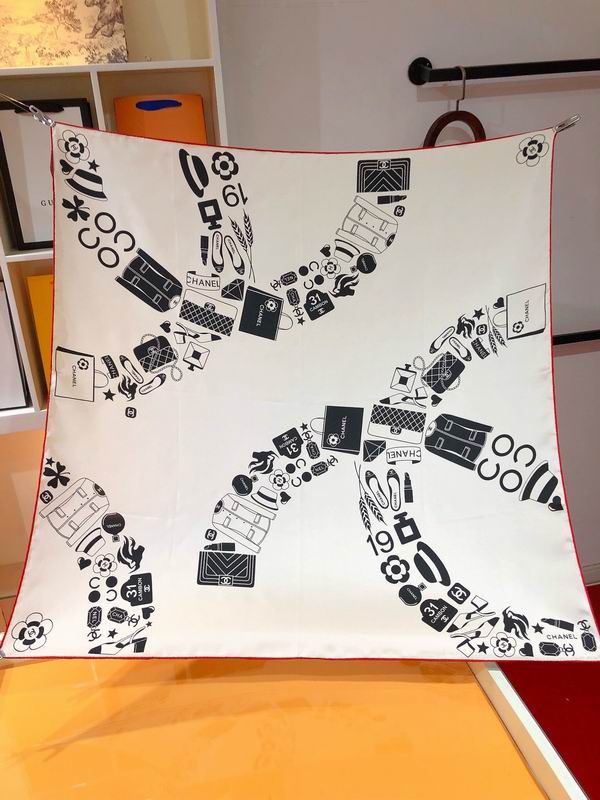 Chanel silk scarf 90X90cm E (20)