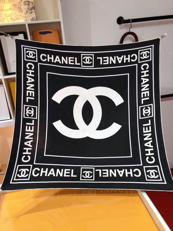 Chanel silk scarf 90X90cm E (21)