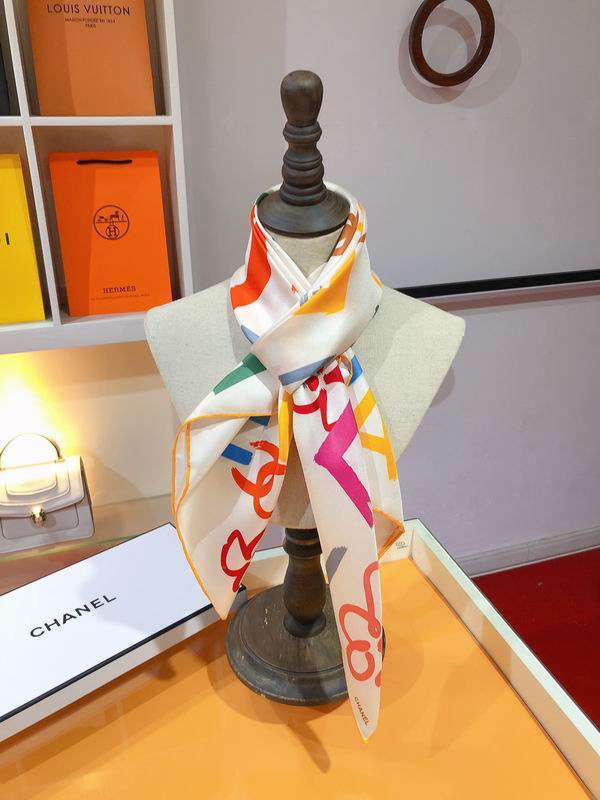 Chanel silk scarf 90X90cm E (22)